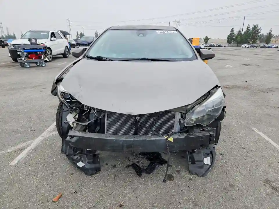 2T1BURHE1JC099579 2018 TOYOTA COROLLA-4