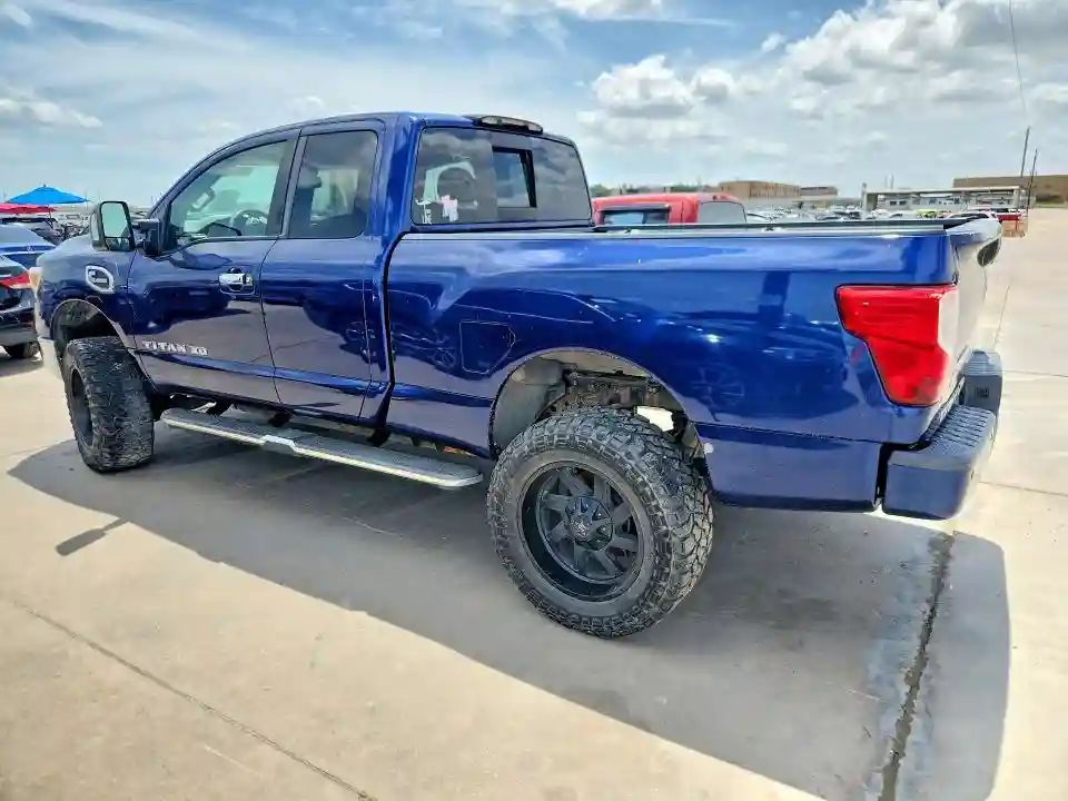 1N6BA1C44HN560982 2017 NISSAN TITAN-1