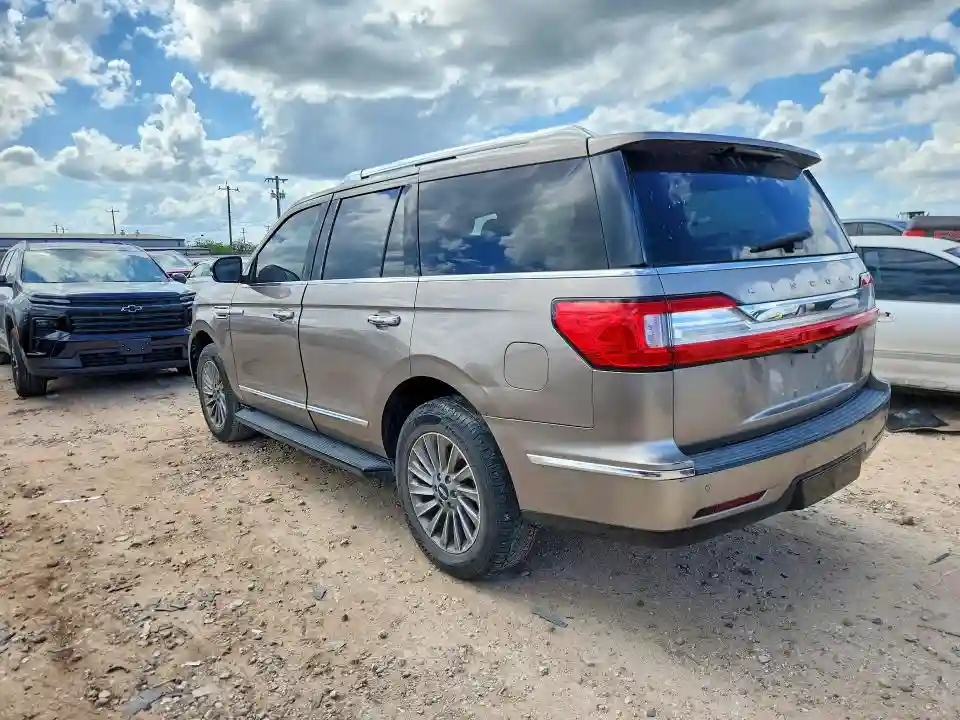 5LMJJ2MT0JEL00281 2018 LINCOLN NAVIGATOR-1