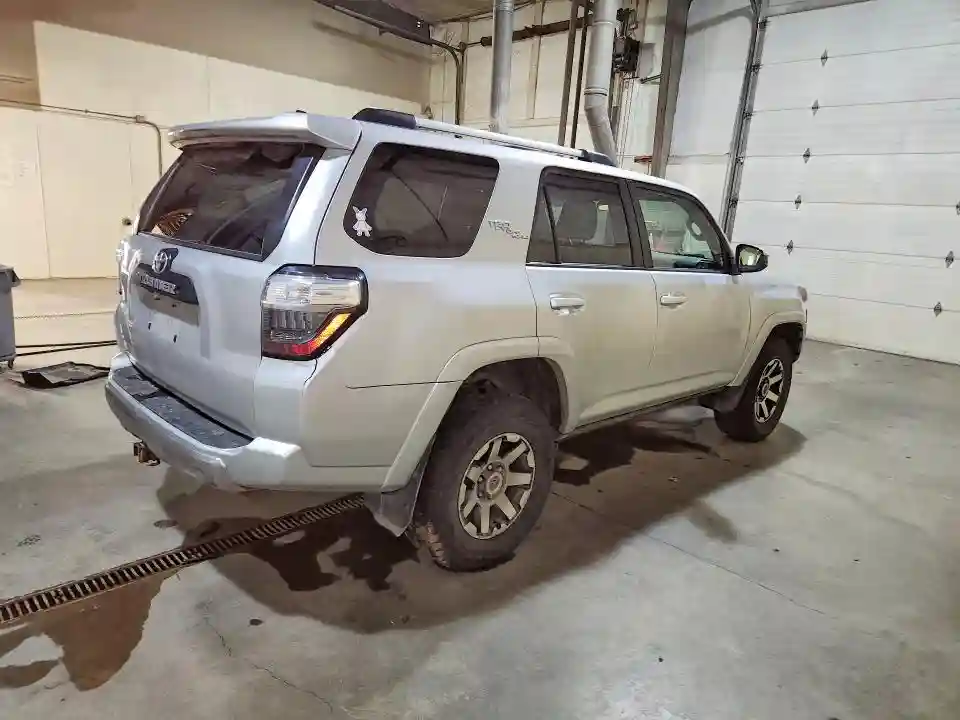 JTEBU5JR4J5604237 2018 TOYOTA 4RUNNER-2