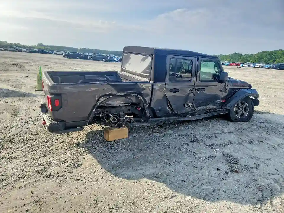 1C6JJTBG9PL582953 2023 JEEP GLADIATOR-2