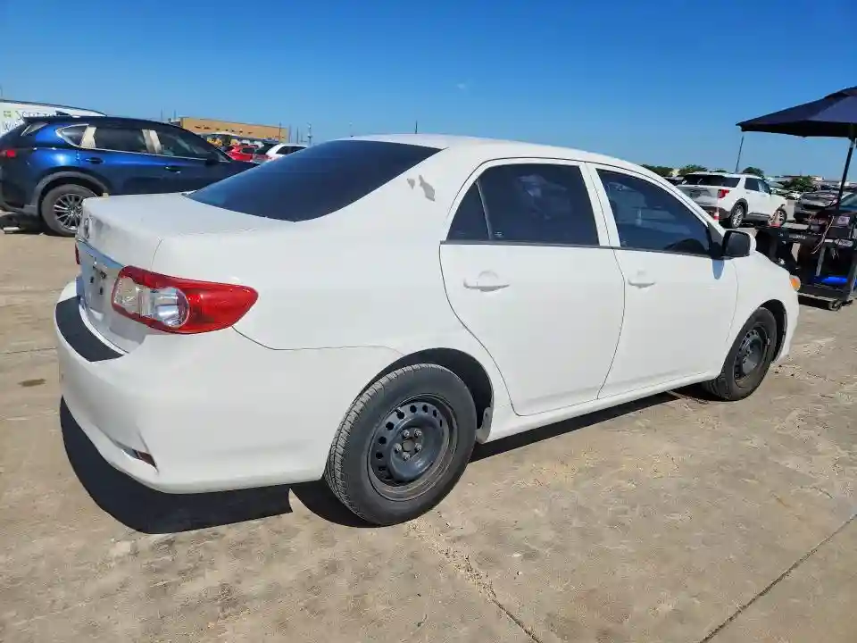 5YFBU4EE1CP062817 2012 TOYOTA COROLLA-2