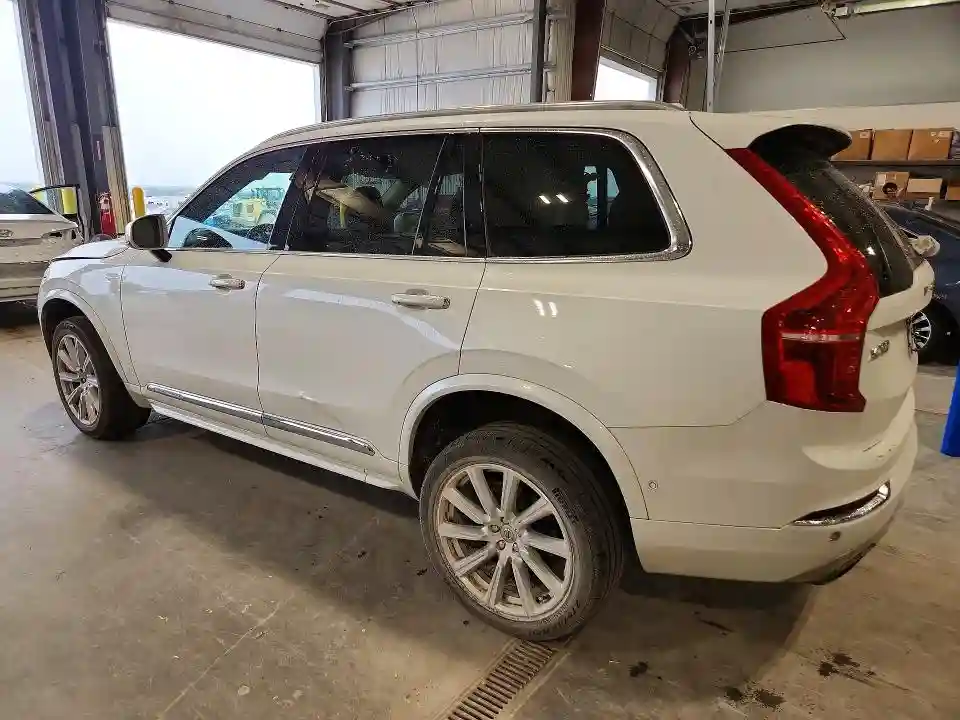 YV4A22PL9G1014474 2016 VOLVO XC90-1