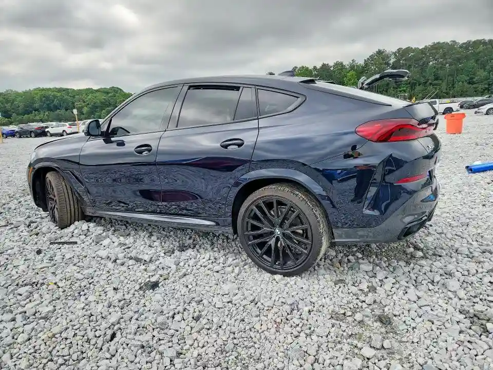 5UXCY6C00N9L56406 2022 BMW X6-1