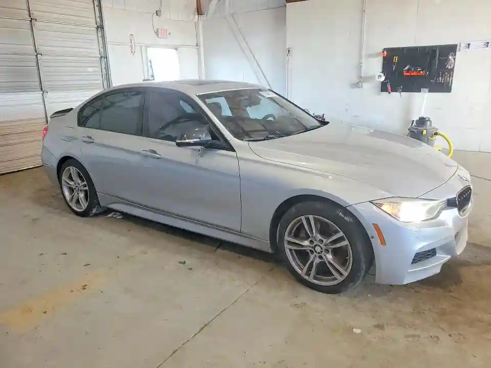 WBA3B9C52DF140991 2013 BMW 3 SERIES-3