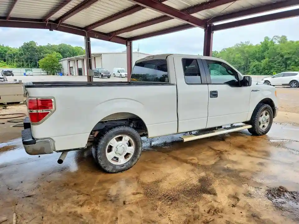 1FTEX1C86AKA13723 2010 FORD F150-2