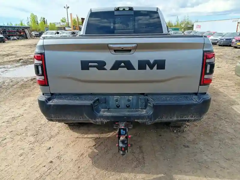 3C6TR5EJ1NG295704 2022 RAM 2500-5