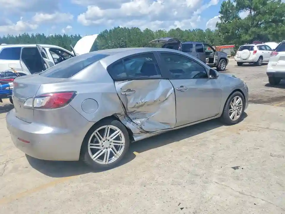 JM1BL1TF5D1726720 2013 MAZDA 3-2