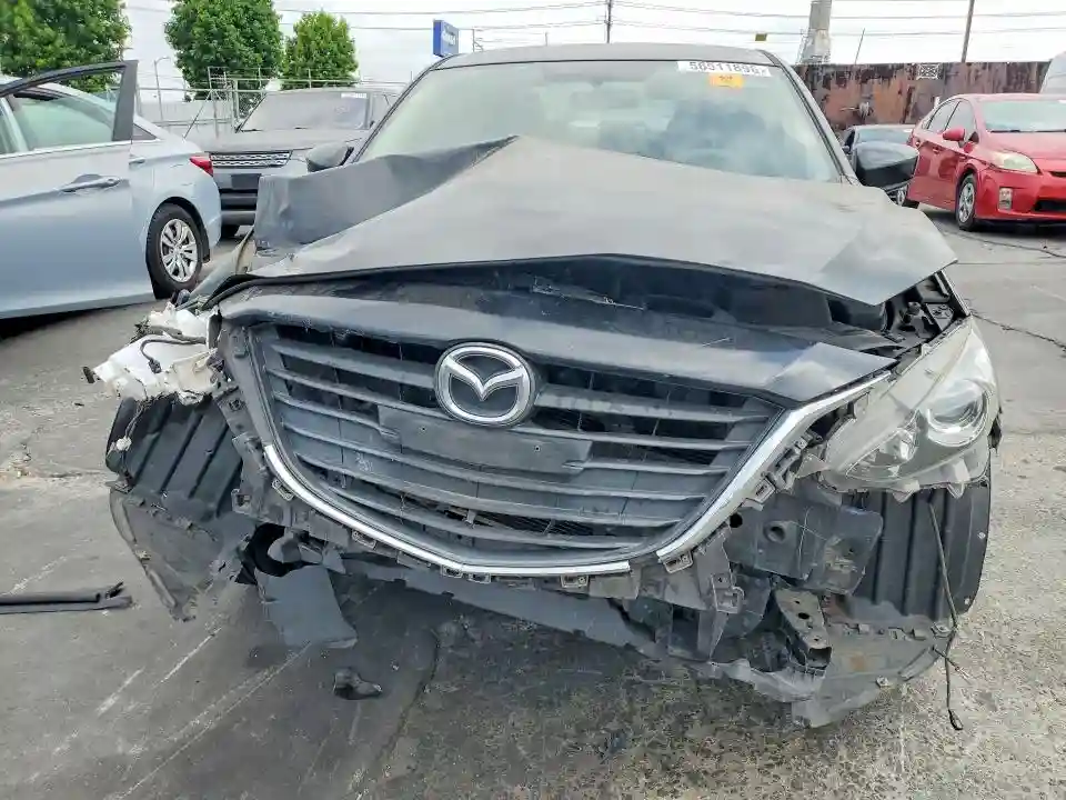 3MZBM1U74FM127380 2015 MAZDA 3-4