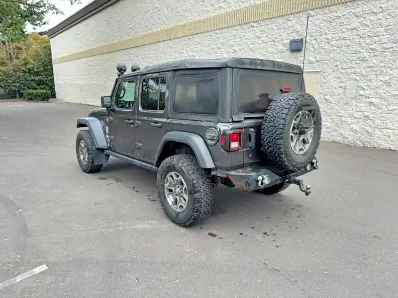 1C4HJXDG8JW171528 2018 JEEP WRANGLER-2