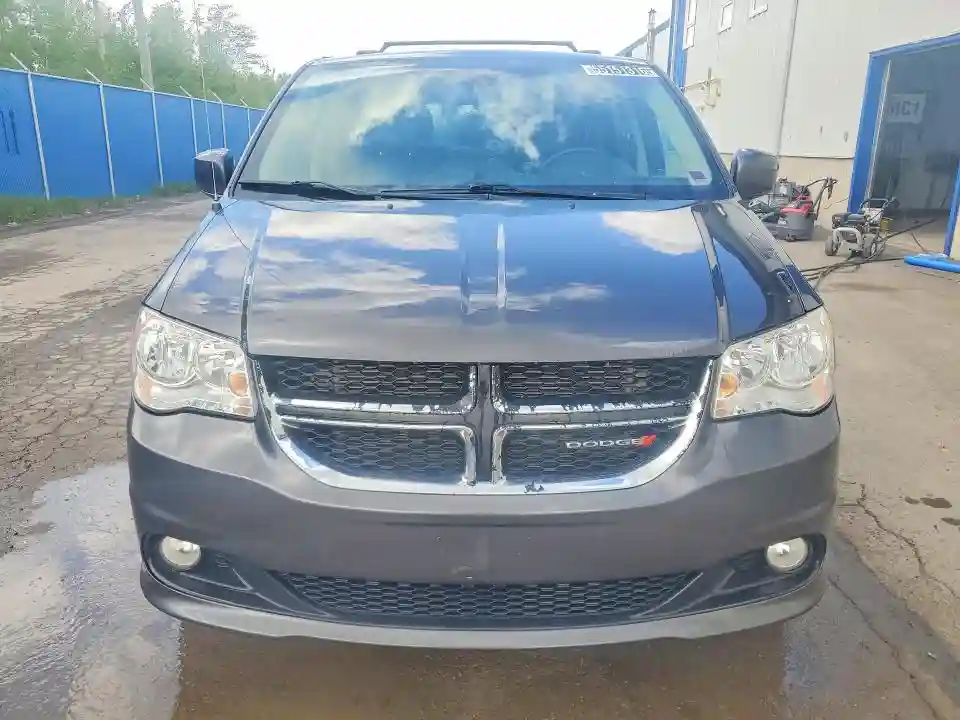 2C4RDGDG8KR596205 2019 DODGE CARAVAN-4