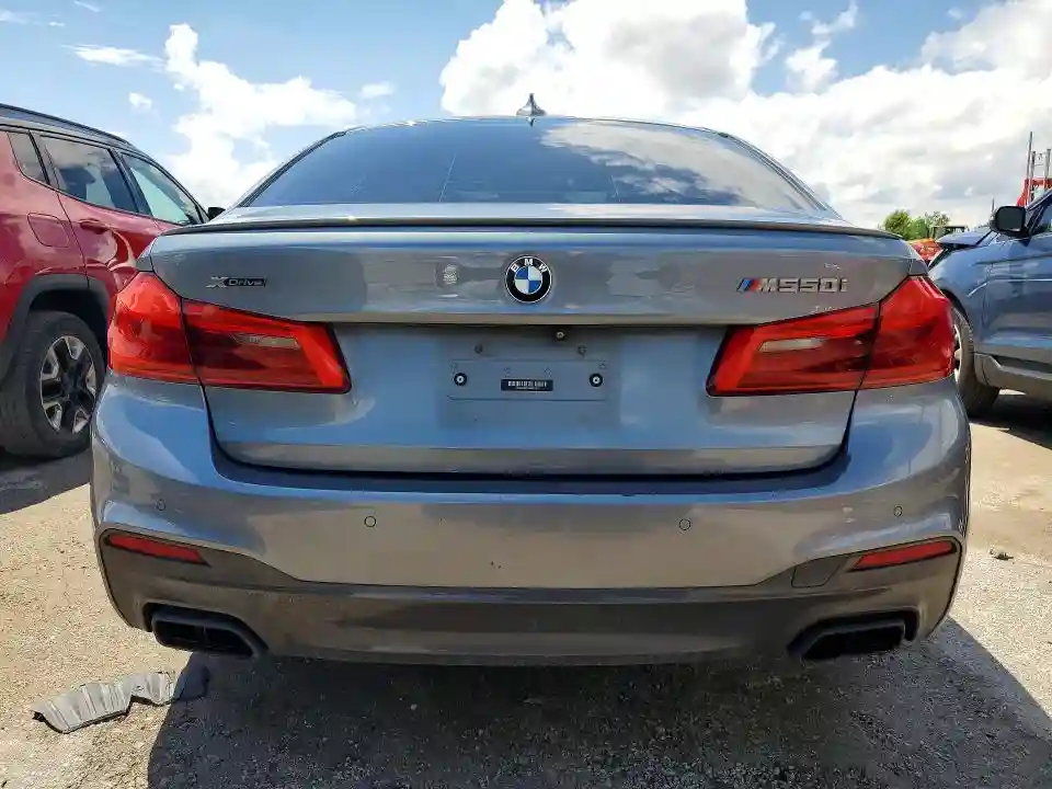 WBAJB9C5XJB035853 2018 BMW M5-5