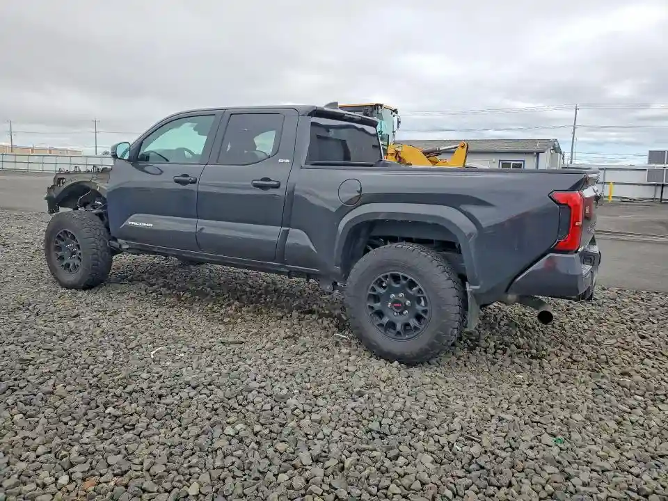 3TMLB5JN7RM015281 2024 TOYOTA TACOMA-1