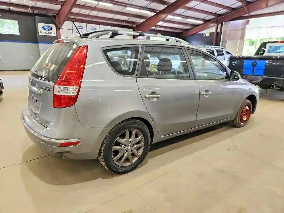 KMHDC8AE1CU152928 2012 HYUNDAI ELANTRA-2