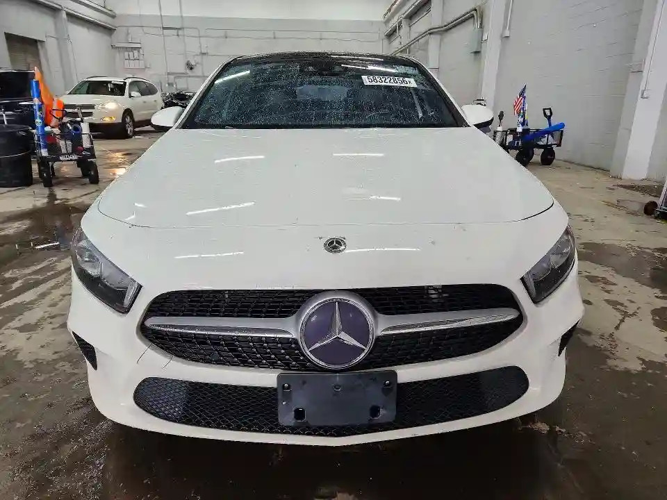 WDD3G4FB0KW000658 2019 MERCEDES-BENZ A-CLASS-4