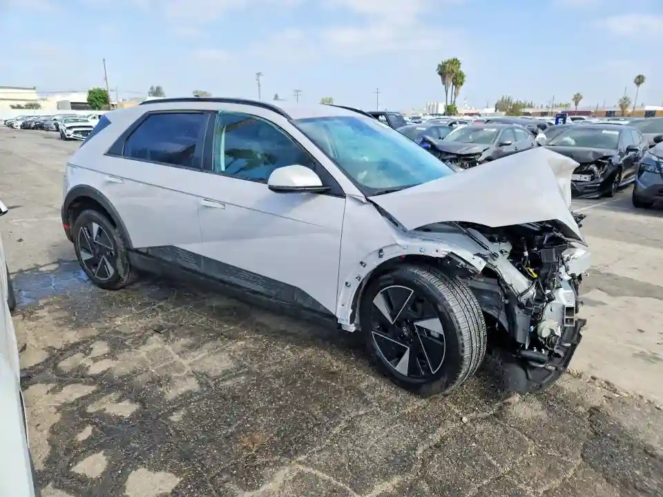 7YAKN4DA8SY032521 2025 HYUNDAI IONIQ-3