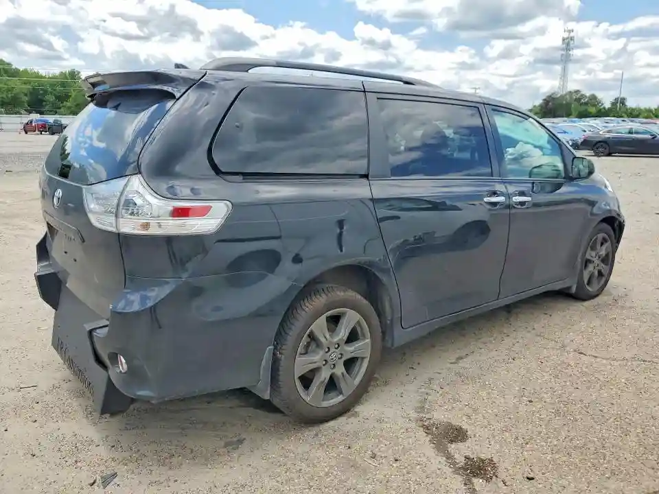 5TDXZ3DC0KS009758 2019 TOYOTA SIENNA-2