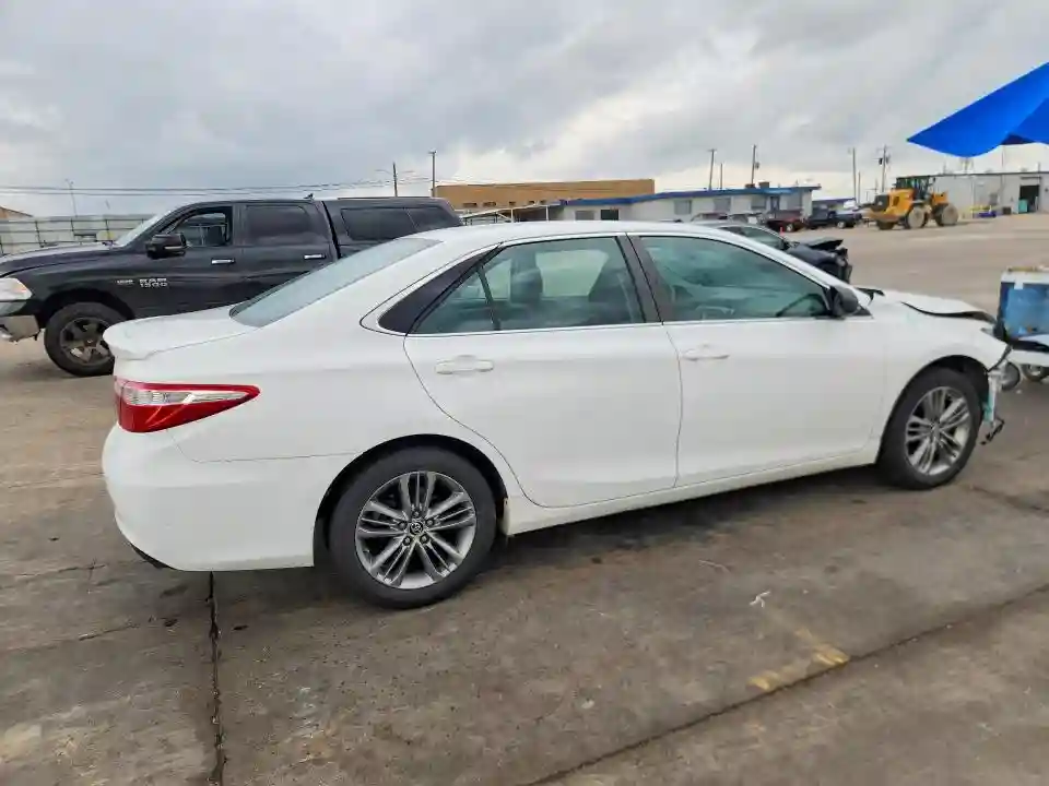 4T1BF1FK2FU102290 2015 TOYOTA CAMRY-2