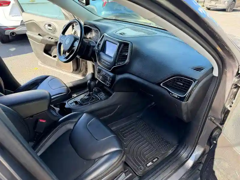1C4PJMLN3KD489614 2019 JEEP GRAND CHEROKEE-4