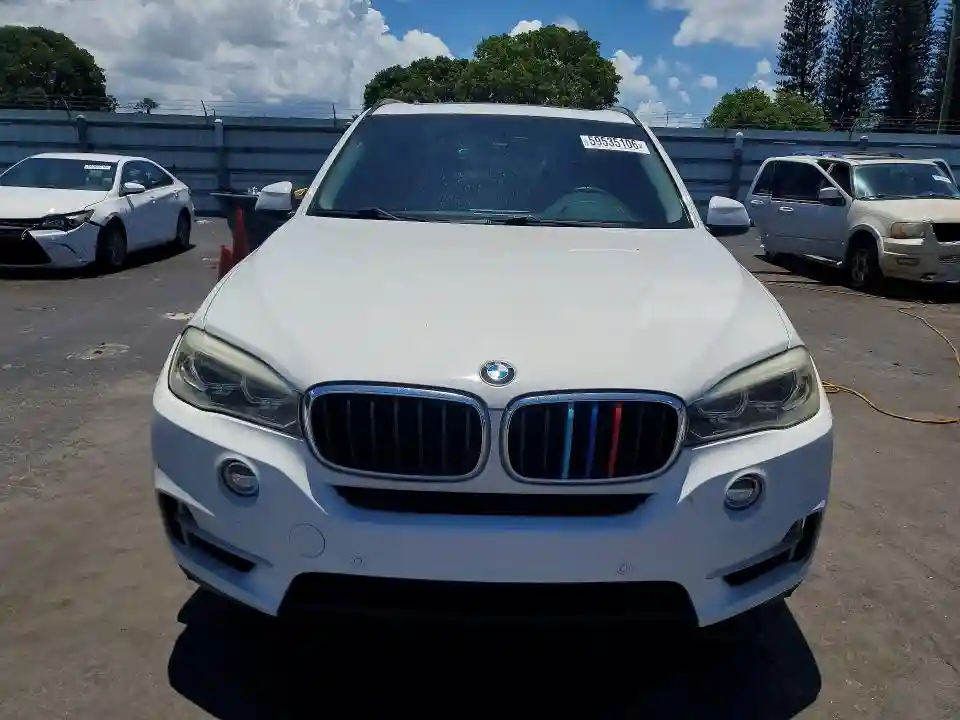 5UXKR0C52G0P26232 2016 BMW X5-4