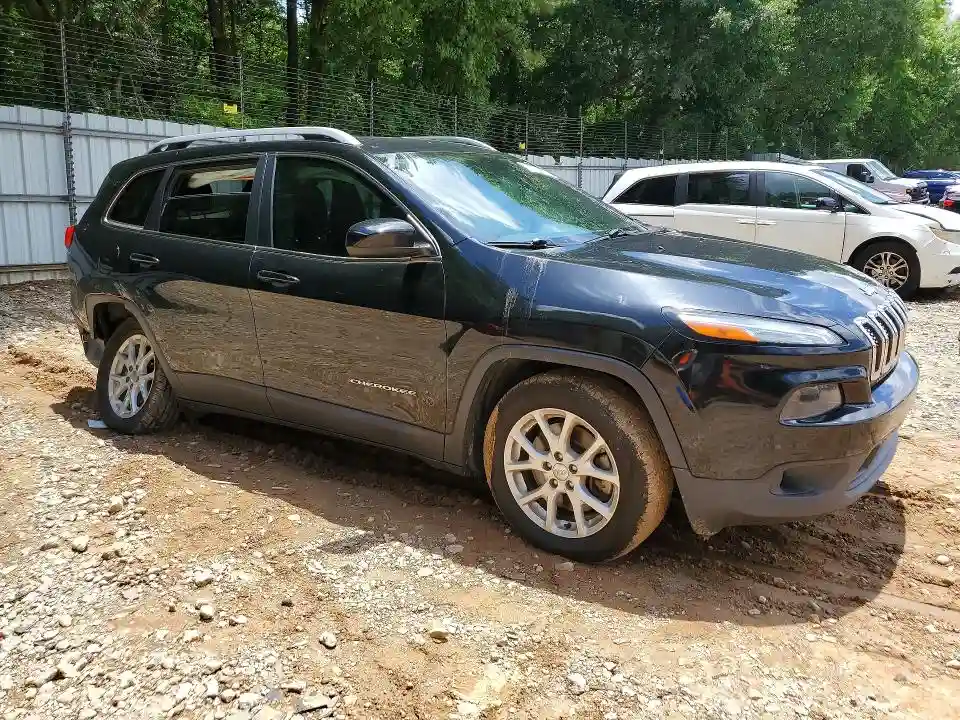 1C4PJLCB3HD221820 2017 JEEP GRAND CHEROKEE-3