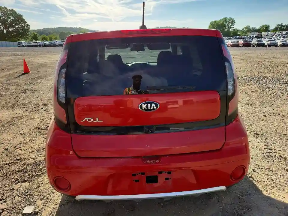 KNDJP3A54J7574623 2018 KIA SOUL-5
