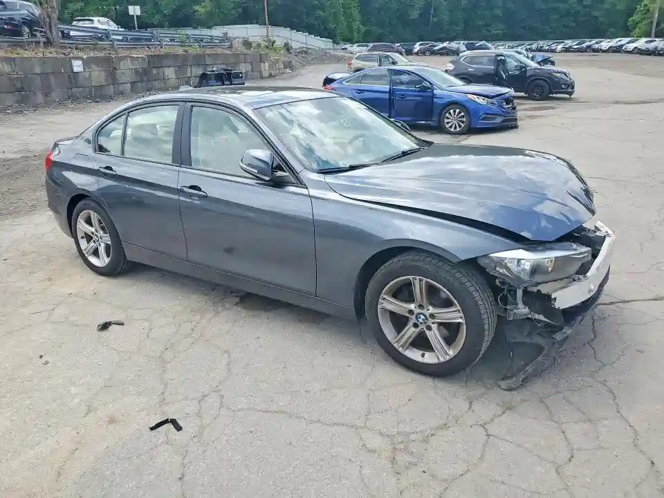 WBA3B3C53DF540183 2013 BMW 3 SERIES-3