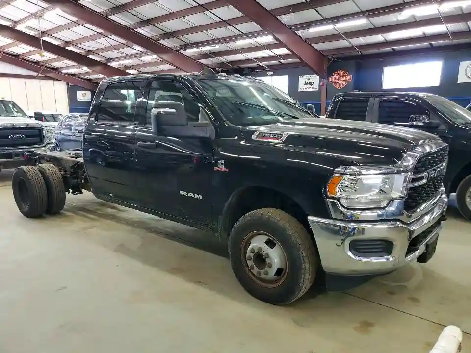 3C7WRTCL4RG110696 2024 RAM 3500-3