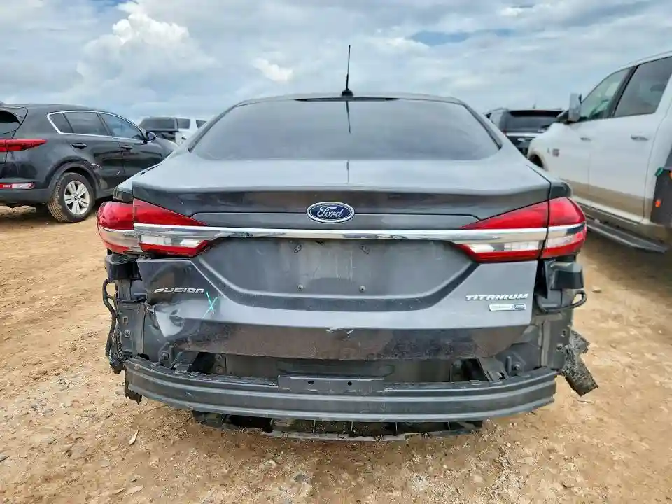 3FA6P0D97JR138205 2018 FORD FUSION-5