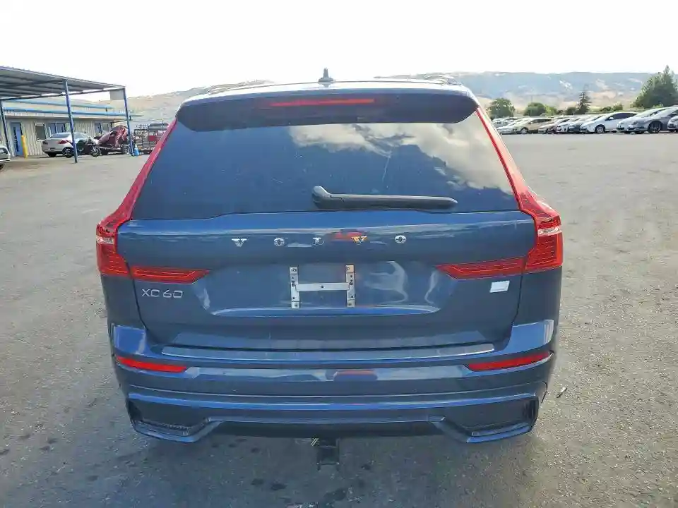 YV4BR0DM4N1910597 2022 VOLVO XC60-5