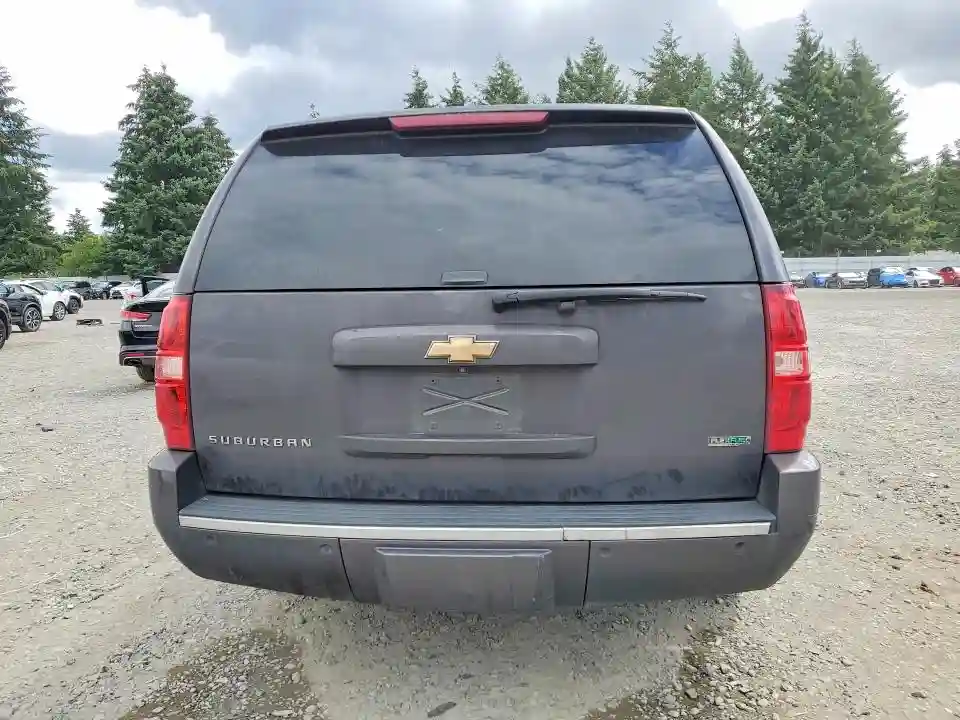 1GNUKKE33AR252081 2010 CHEVROLET SUBURBAN-5