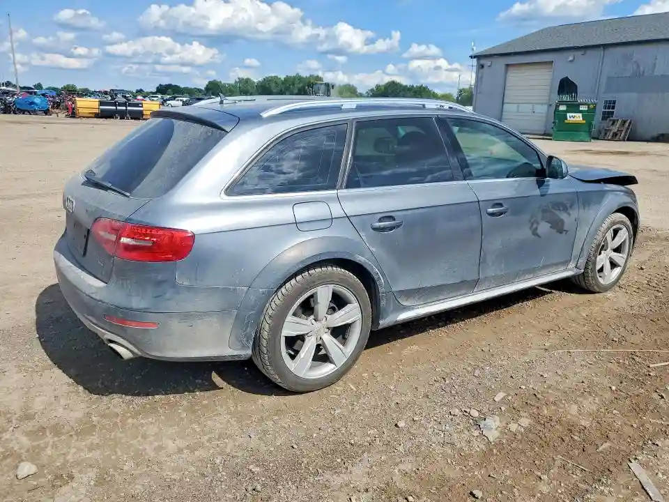 WA1UFAFL7DA058978 2013 AUDI A4-2