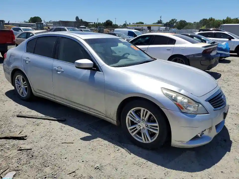 JN1CV6AP8DM711525 2013 INFINITI G37-3