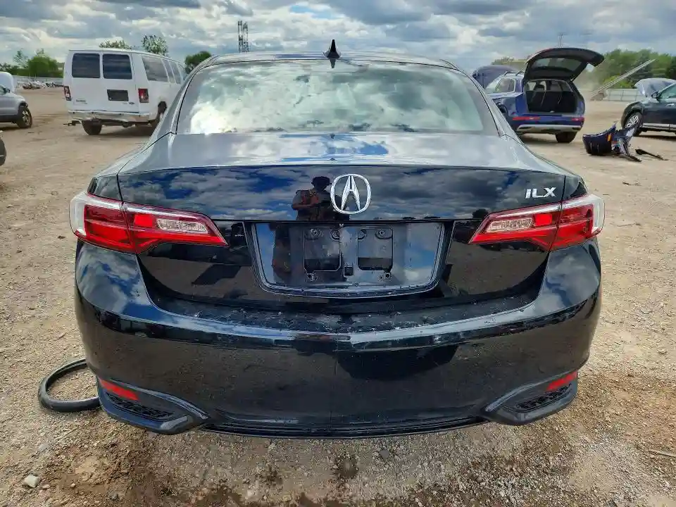 19UDE2F35HA004777 2017 ACURA ILX-5