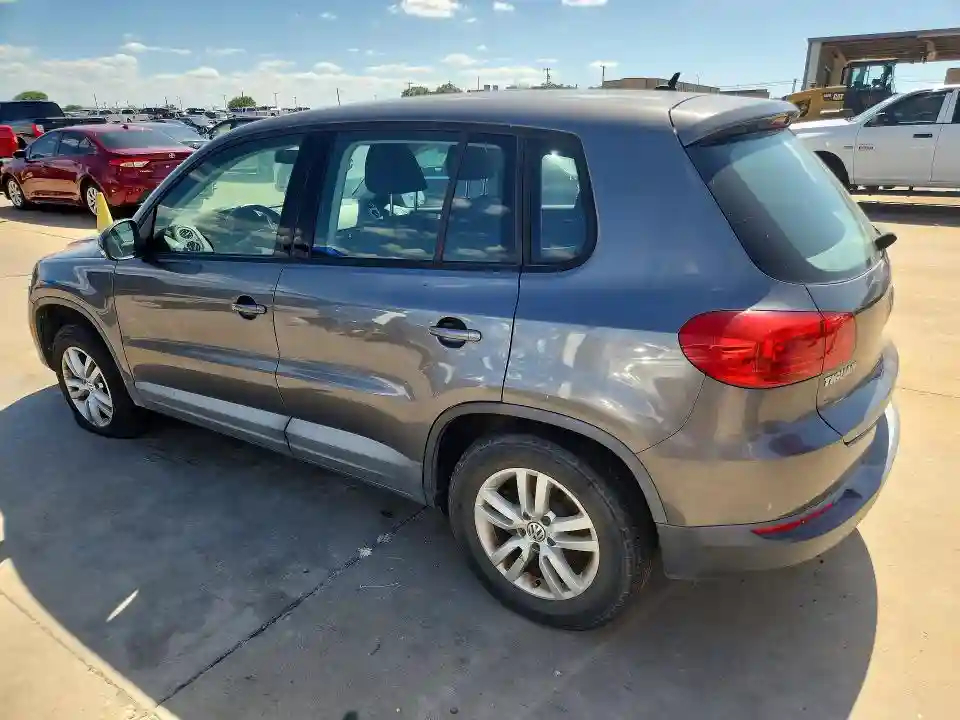 WVGAV3AX0EW550186 2014 VOLKSWAGEN TIGUAN-1