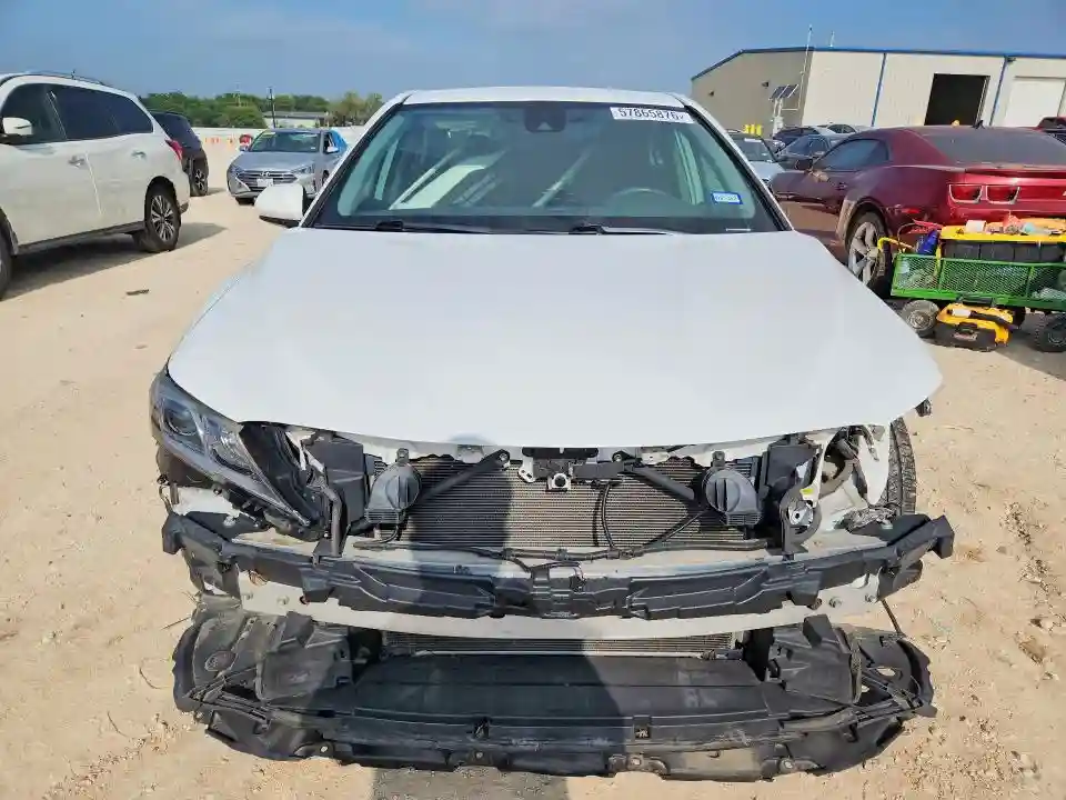 4T1C11AK1LU325250 2020 TOYOTA CAMRY-4