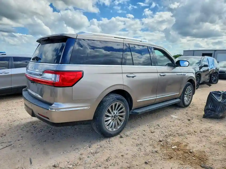 5LMJJ2MT0JEL00281 2018 LINCOLN NAVIGATOR-2