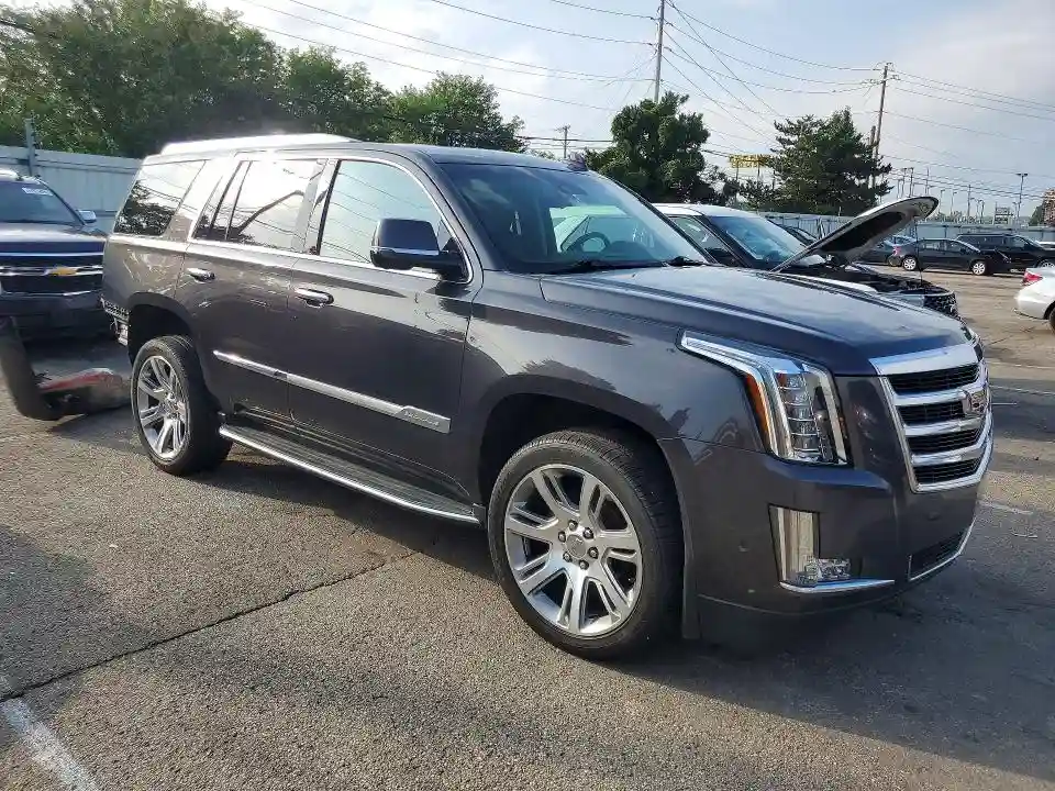 1GYS4BKJ4HR281543 2017 CADILLAC ESCALADE-3