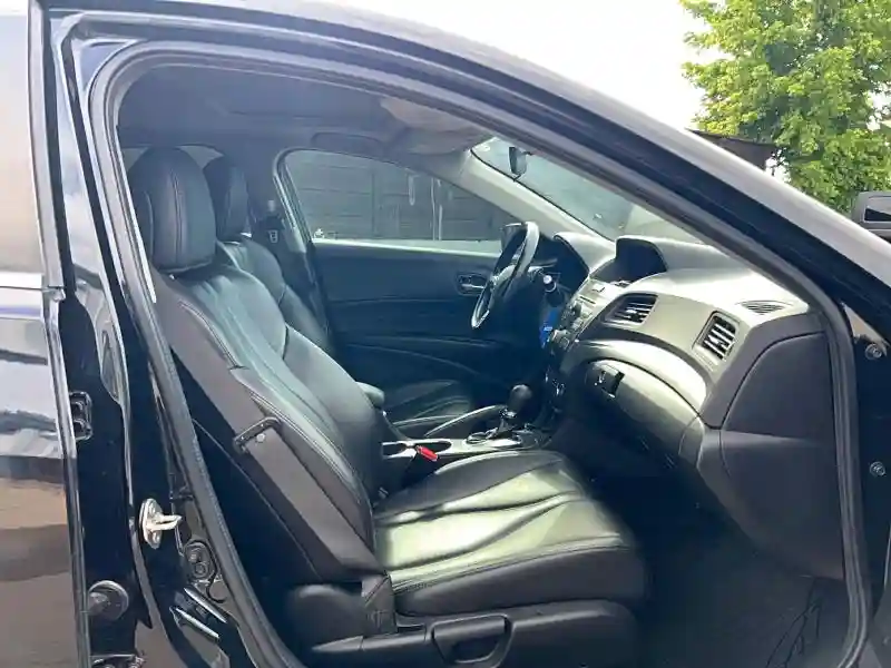 19UDE2F38KA011570 2019 ACURA ILX-4
