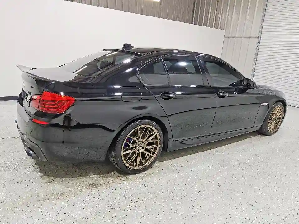 WBAKN9C55GD962994 2016 BMW 5 SERIES-2