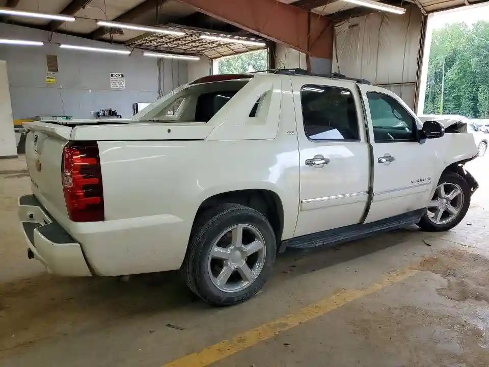 3GNTKGE78CG295653 2012 CHEVROLET AVALANCHE-2