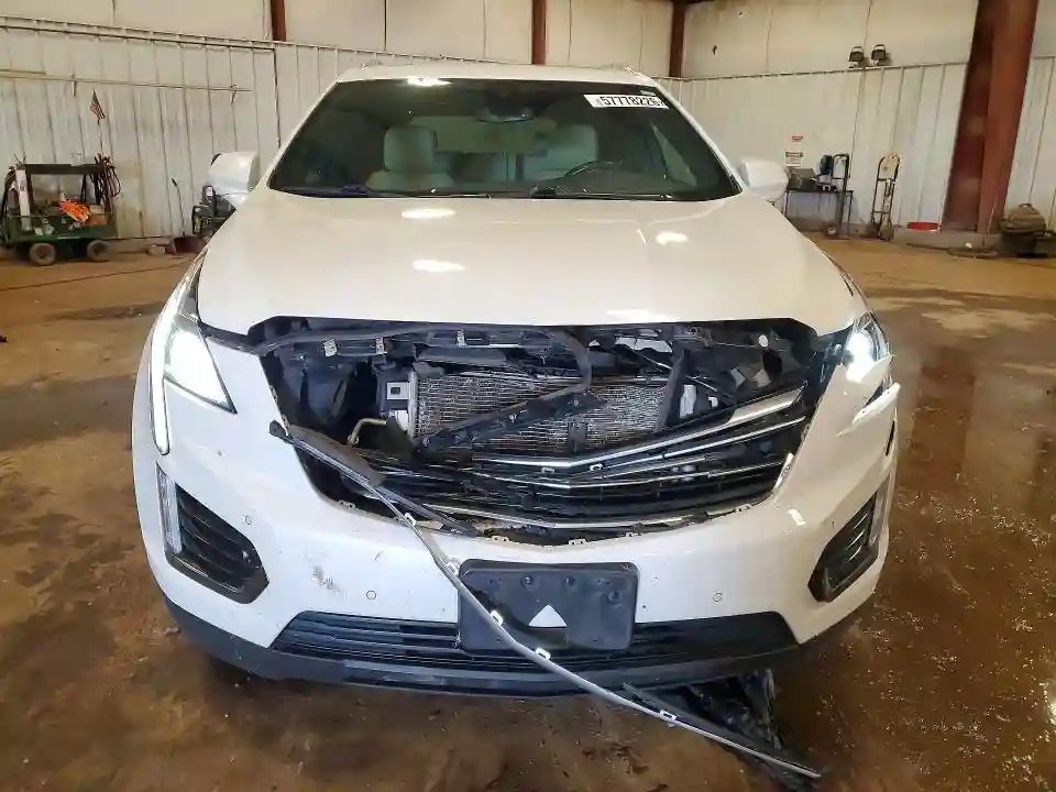 1GYKNDRSXKZ277270 2019 CADILLAC XT5-4
