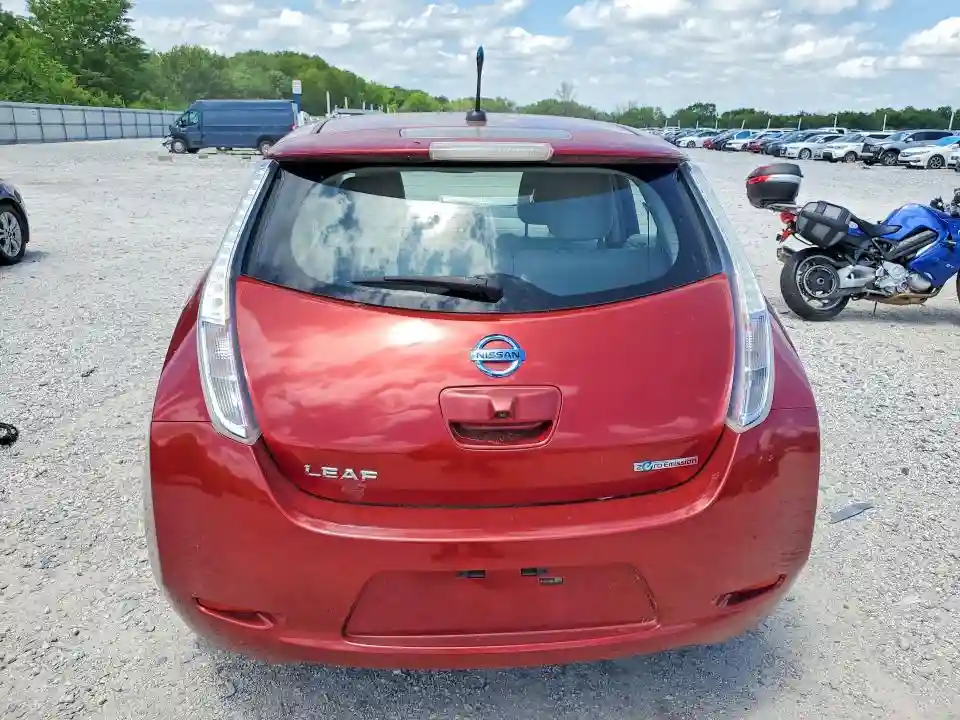 JN1AZ0CP0BT007411 2011 NISSAN LEAF-5