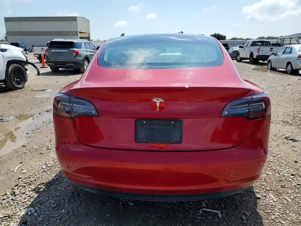 5YJ3E1EA6NF143890 2022 TESLA MODEL 3-5