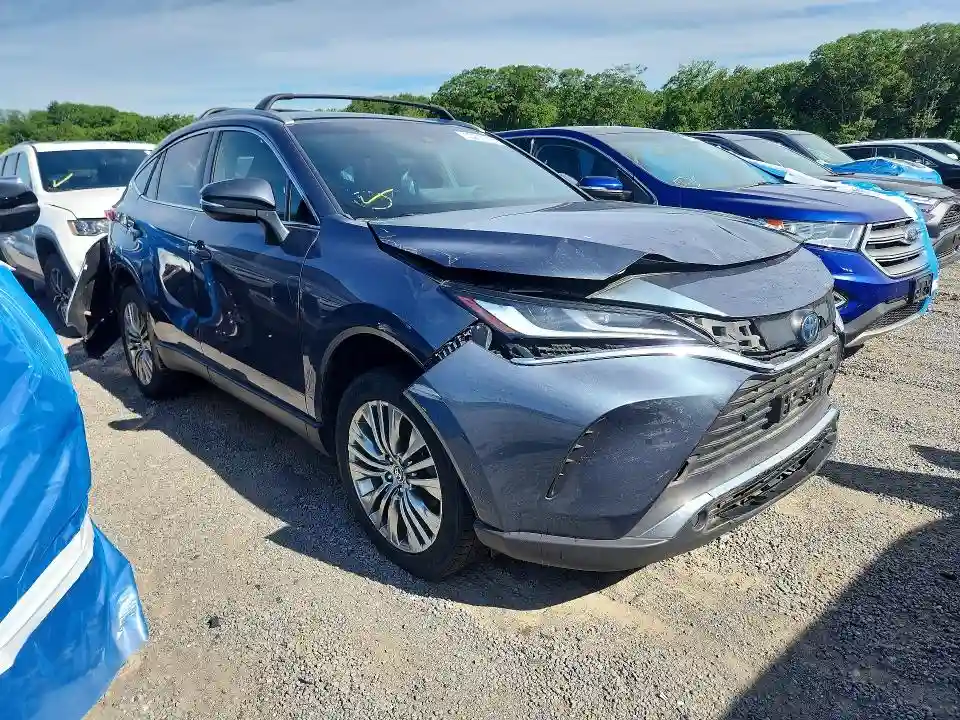 JTEAAAAH2NJ092706 2022 TOYOTA VENZA-3