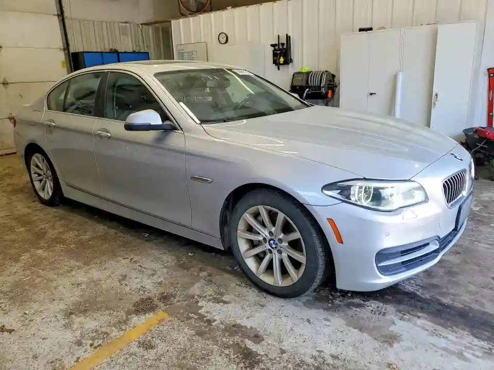 WBAFV3C51ED684087 2014 BMW 5 SERIES-3