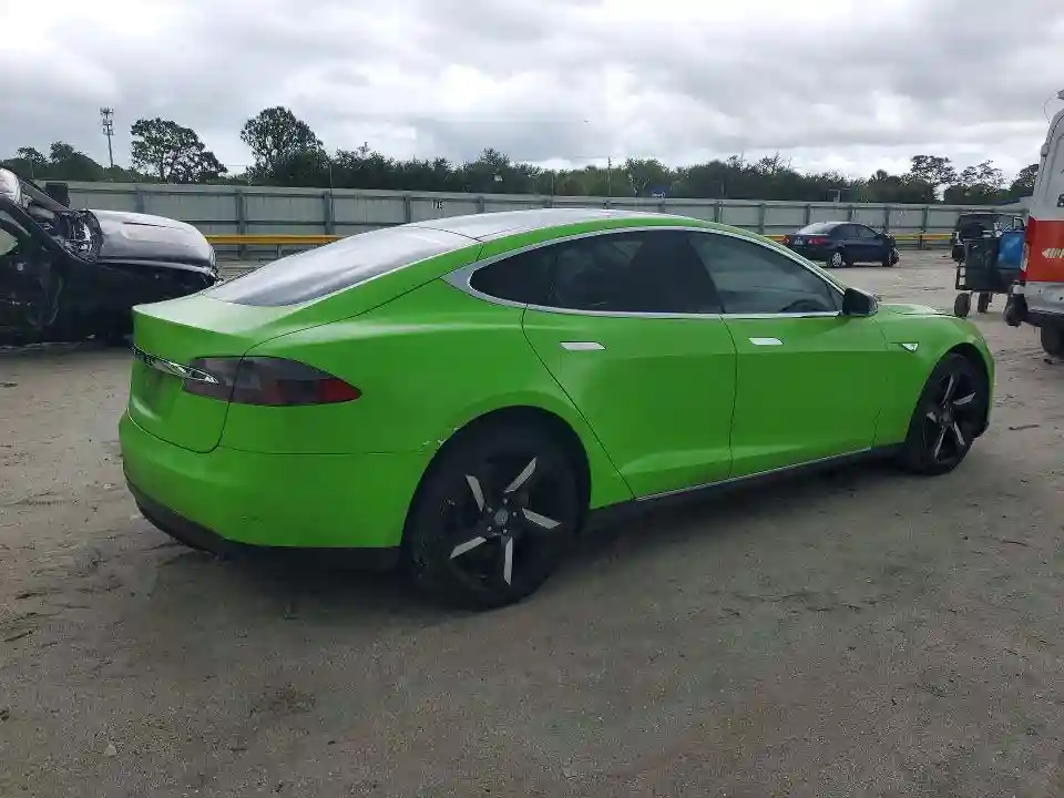 5YJSA1E20GF126716 2016 TESLA MODEL S-2