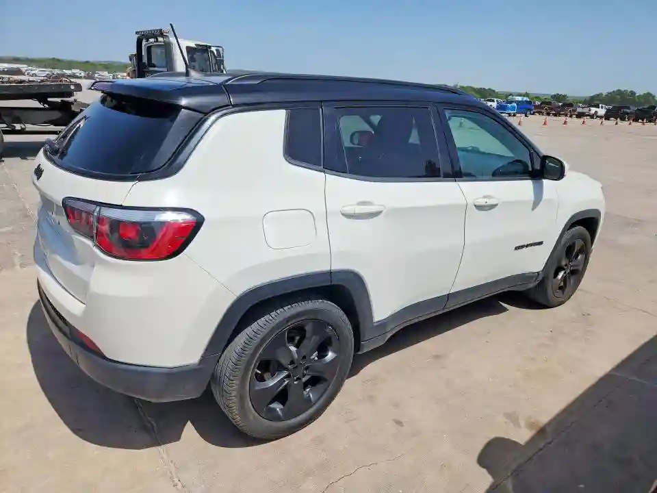 3C4NJCBB4LT162594 2020 JEEP COMPASS-2