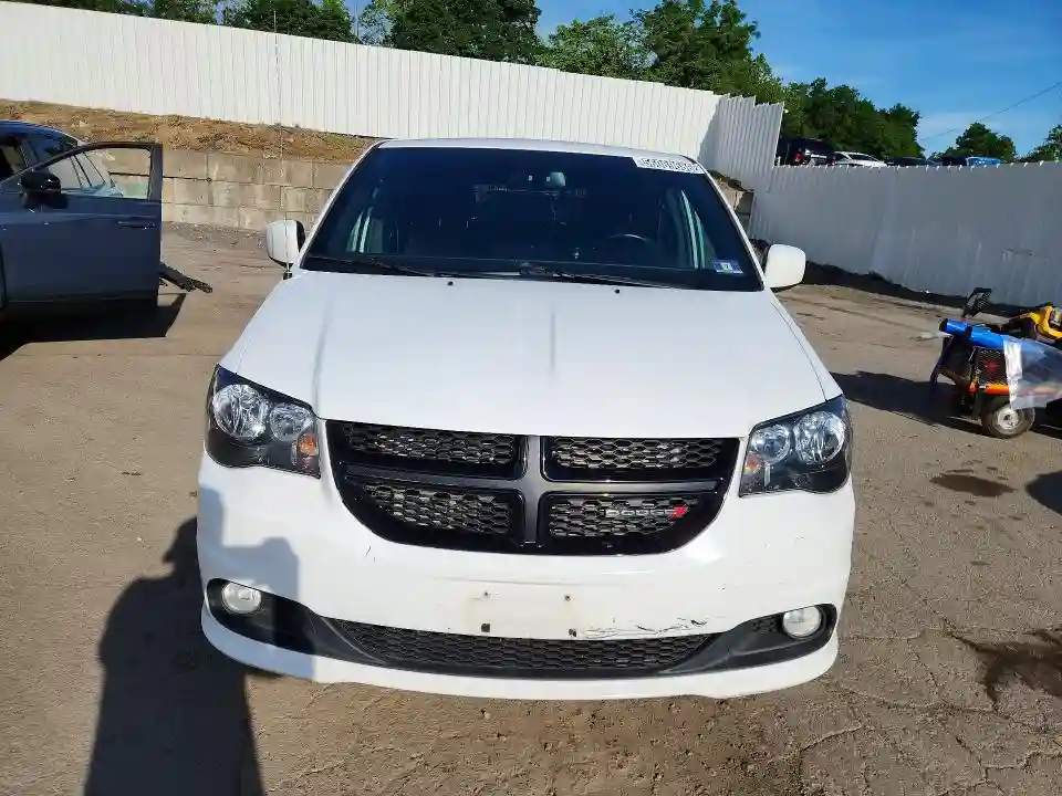 2C4RDGBGXKR770469 2019 DODGE CARAVAN-4