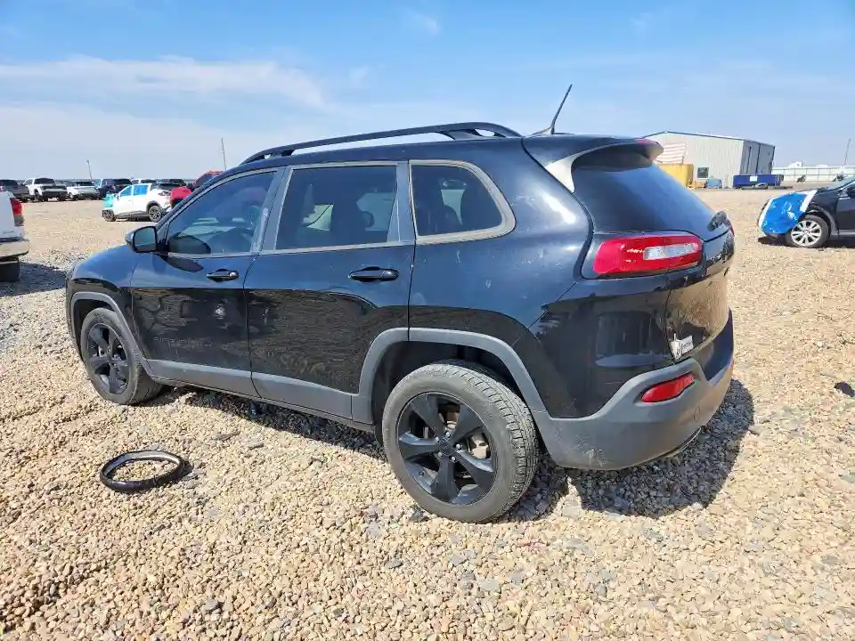 1C4PJLCB1JD542972 2018 JEEP CHEROKEE-1